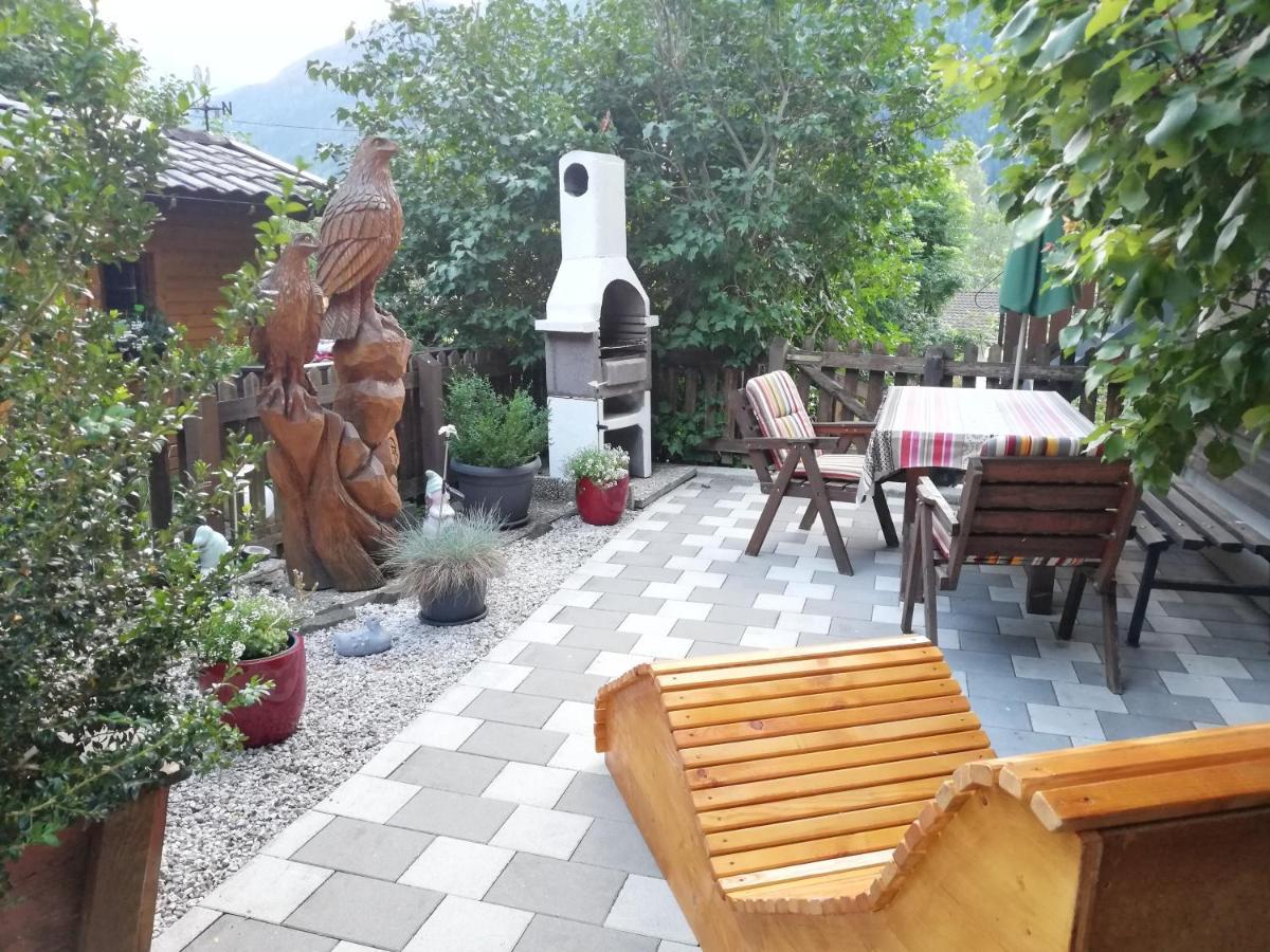 Apartment'S Haus Tegischer ノイシュティフト・イム・シュトゥーバイタール エクステリア 写真